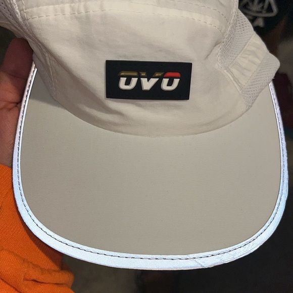OVO hat - Picture 2 of 5